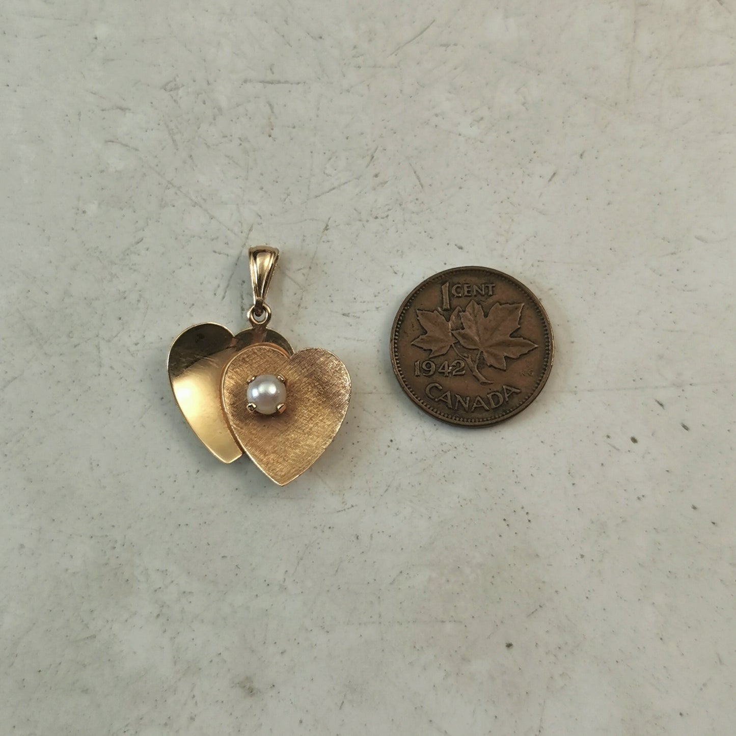Vintage Birks 14k Yellow Gold Double Heart Pendant - Cultured Pearl - Love