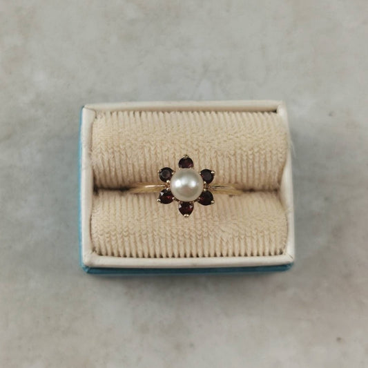 Vintage 10k Yellow Gold Pearl and Garnet Flower Cluster Ring
