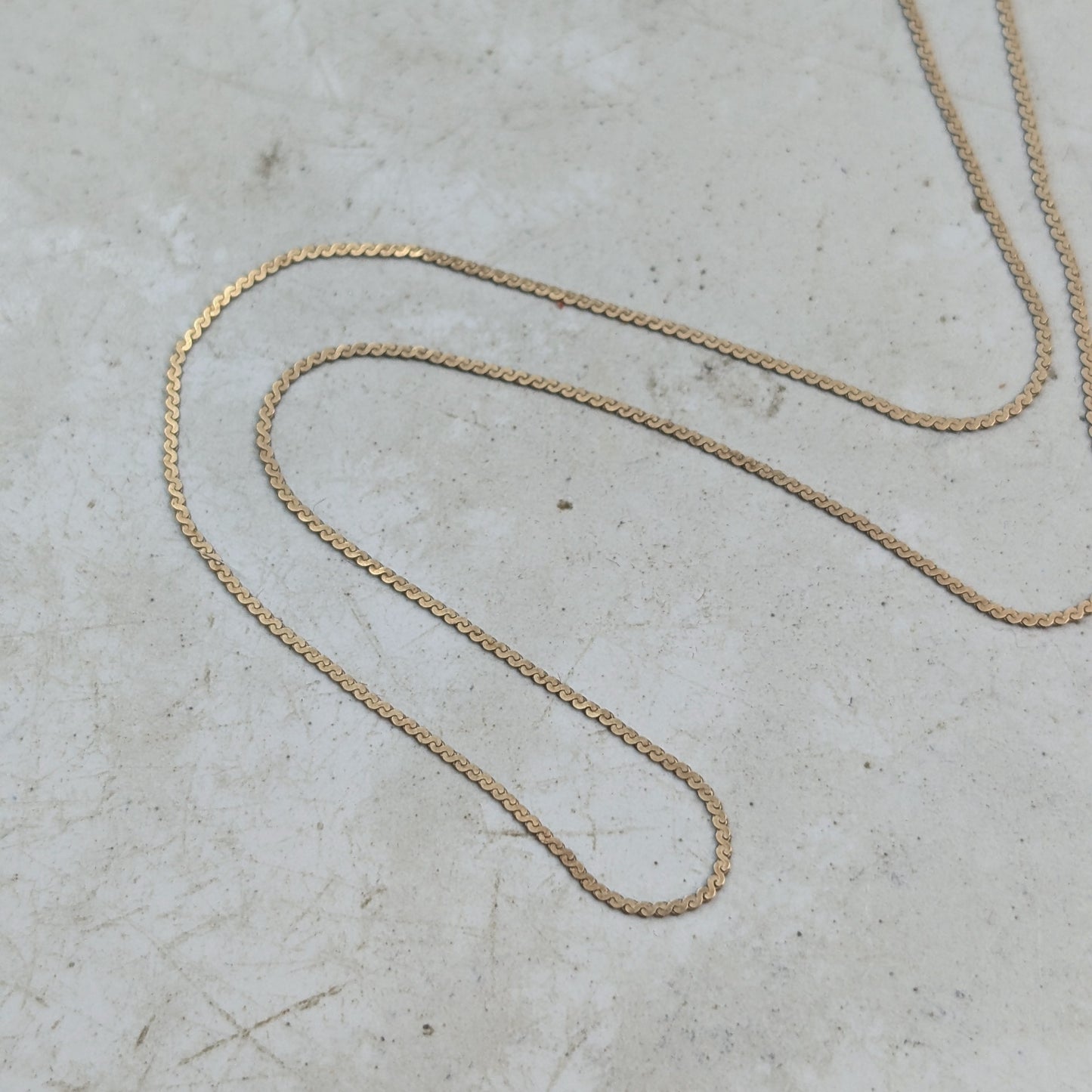 Vintage 10k Yellow Gold Fine Serpentine Chain Necklace