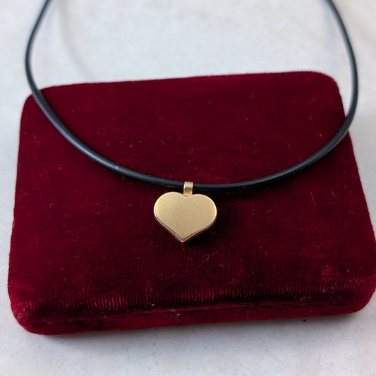 Estate 9k Yellow Gold Puffy Heart Rubber Cord Necklace