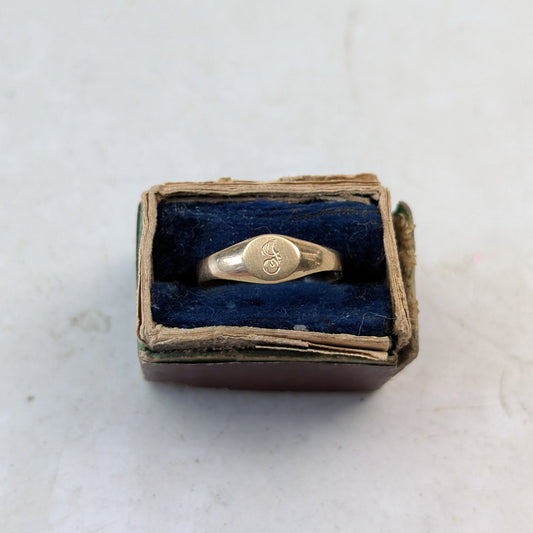 Vintage 10K Yellow Gold Initial J Signet Pinky Ring