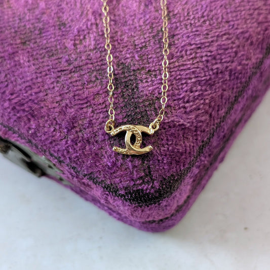Vintage 14k Yellow Gold Double Horseshoe Necklace