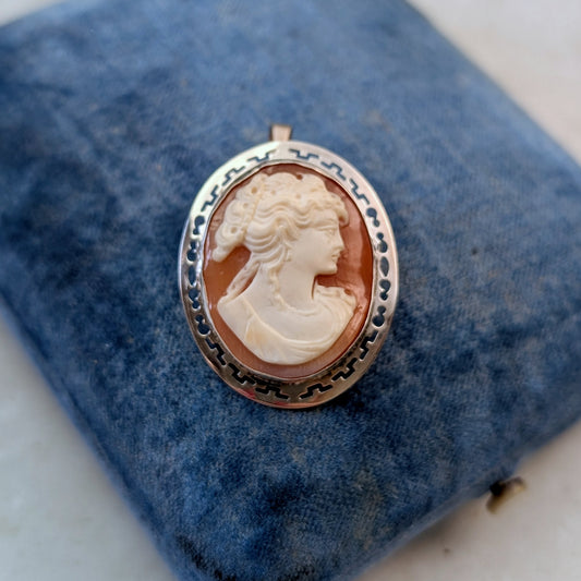 Estate Sterling Silver Cameo Brooch Pendant