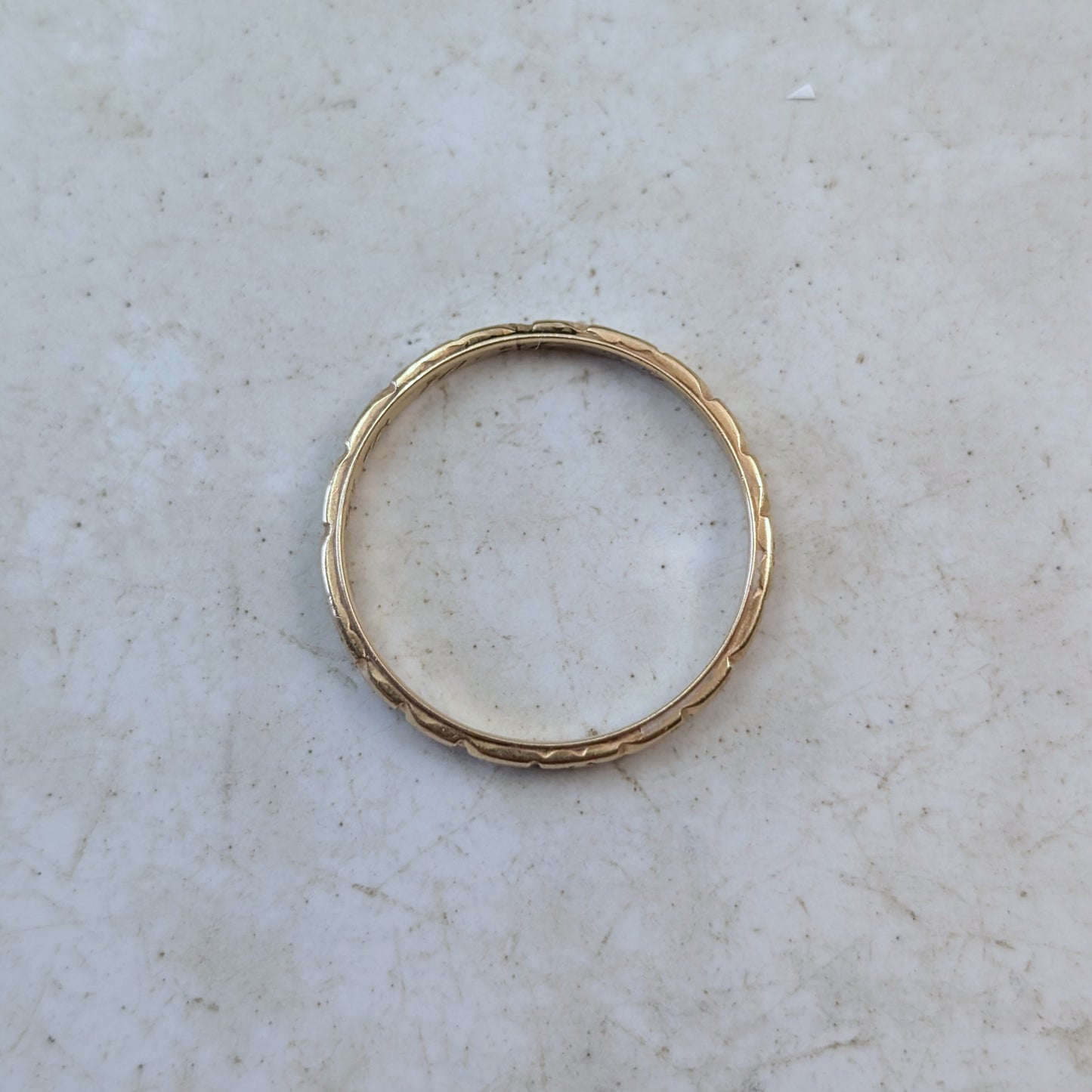 Vintage 14k Yellow Gold Forget-me-not Patterned Wedding Band