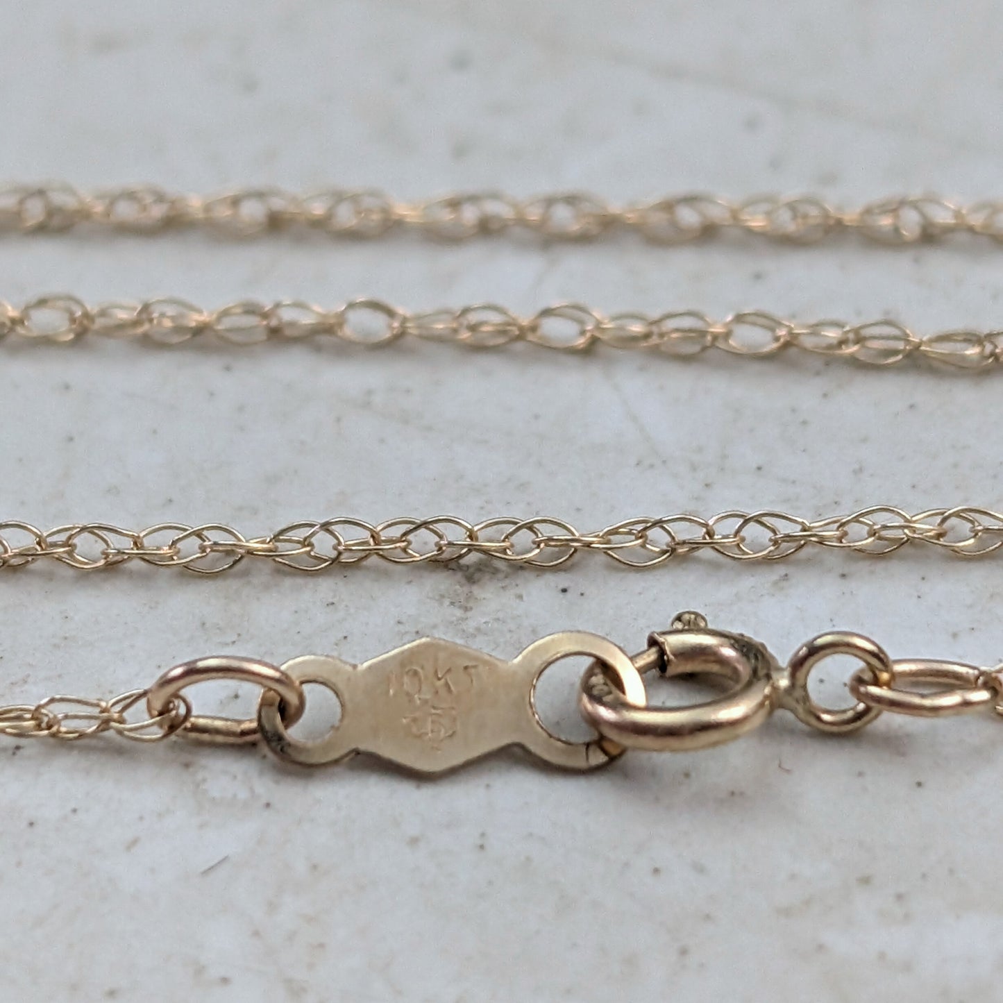 Vintage 10k Yellow Gold Garnet Earring and Necklace Set