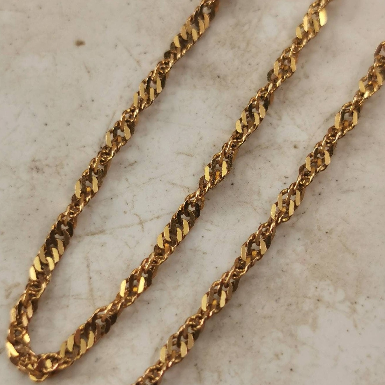 Estate 14k Yellow Gold 2mm Singapore Chain Bracelet