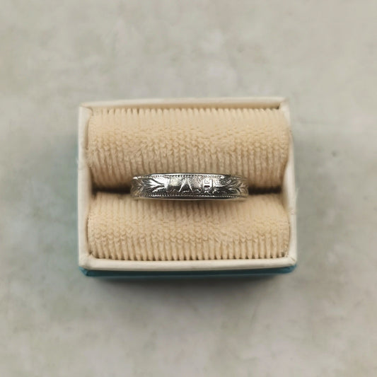 Vintage Uncas Sterling Silver I.A.H. Signet Band