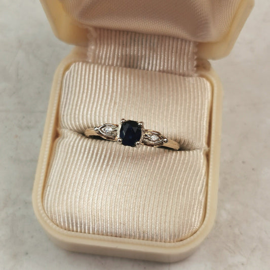 Vintage 1950s Imitation Sapphire Ring - Garnet Topped Doublet & Diamond Ring