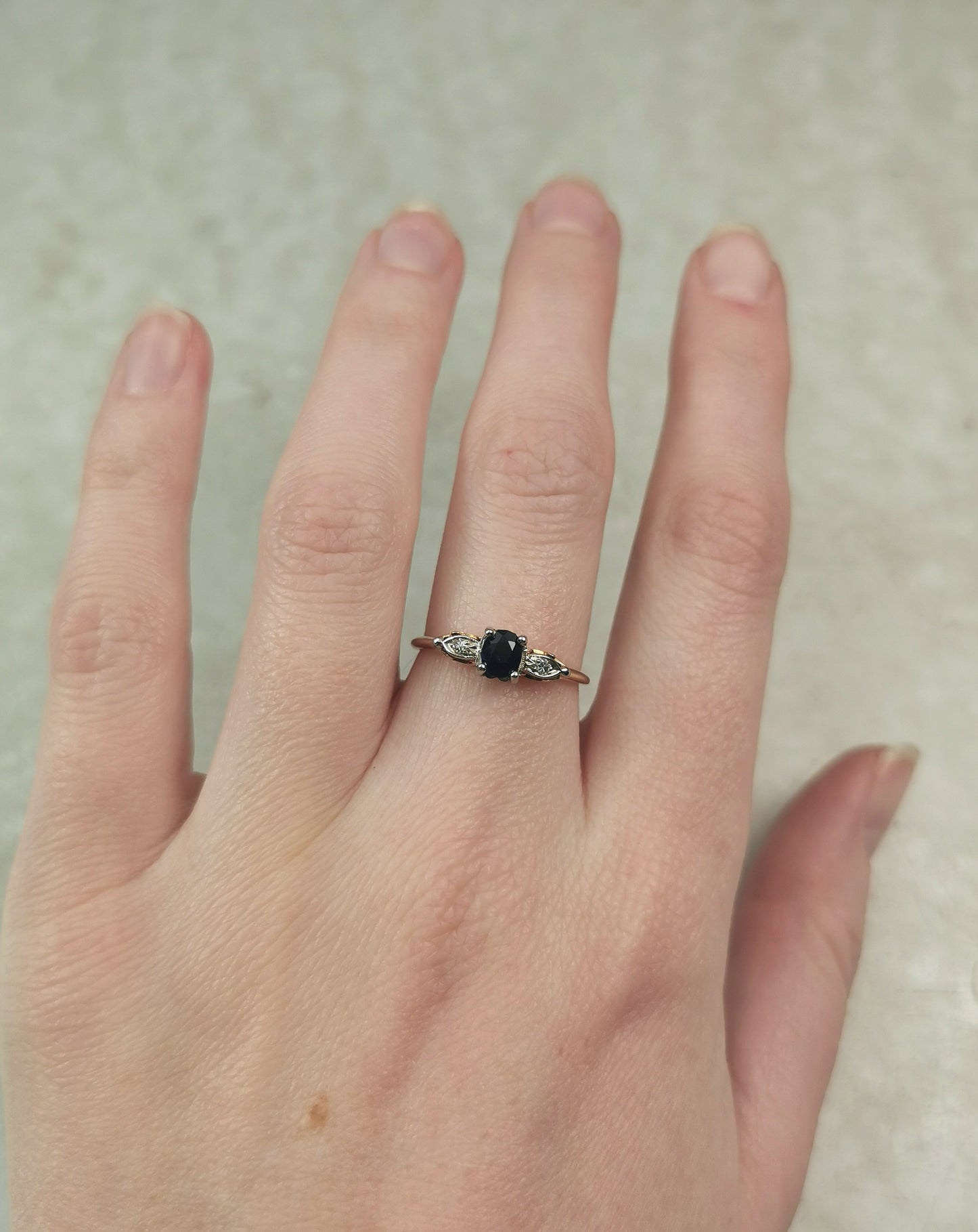 Vintage 1950s Imitation Sapphire Ring - Garnet Topped Doublet & Diamond Ring