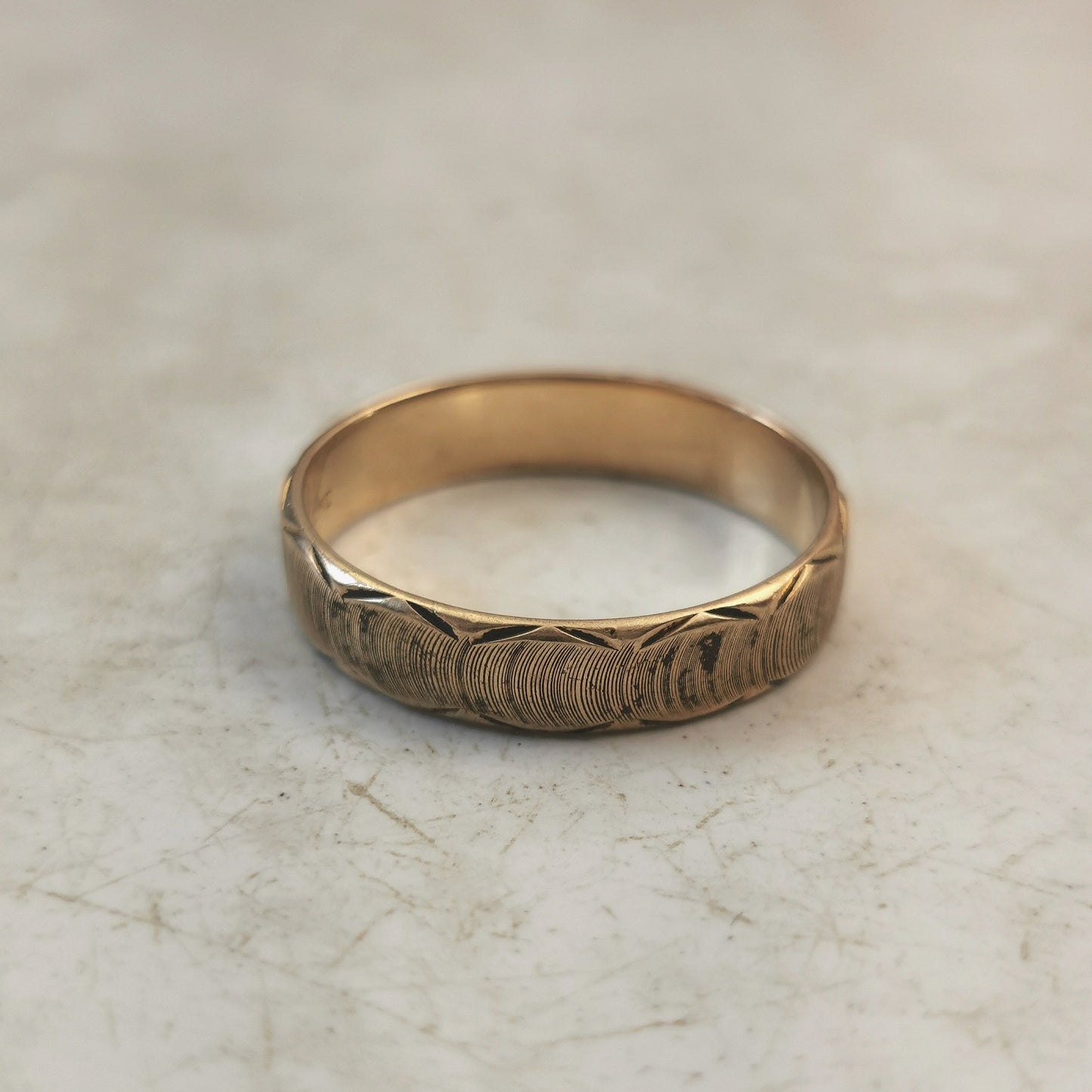 Estate 10k Yellow Gold Patterned  Band