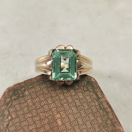 Vintage Art Deco Vaseline Glass Ring