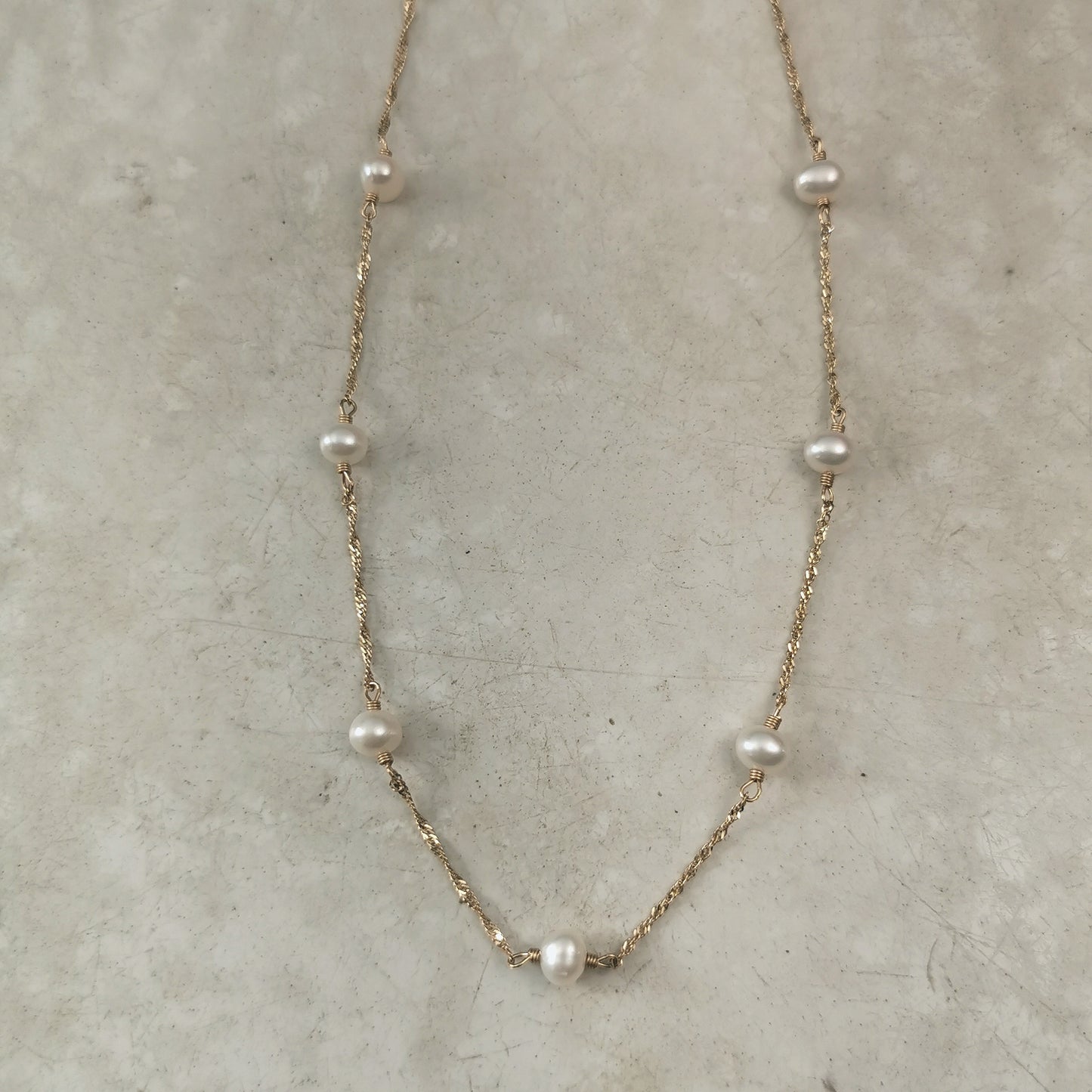 Estate 14k Yellow Gold Oval Pearl Station Singapore Chain