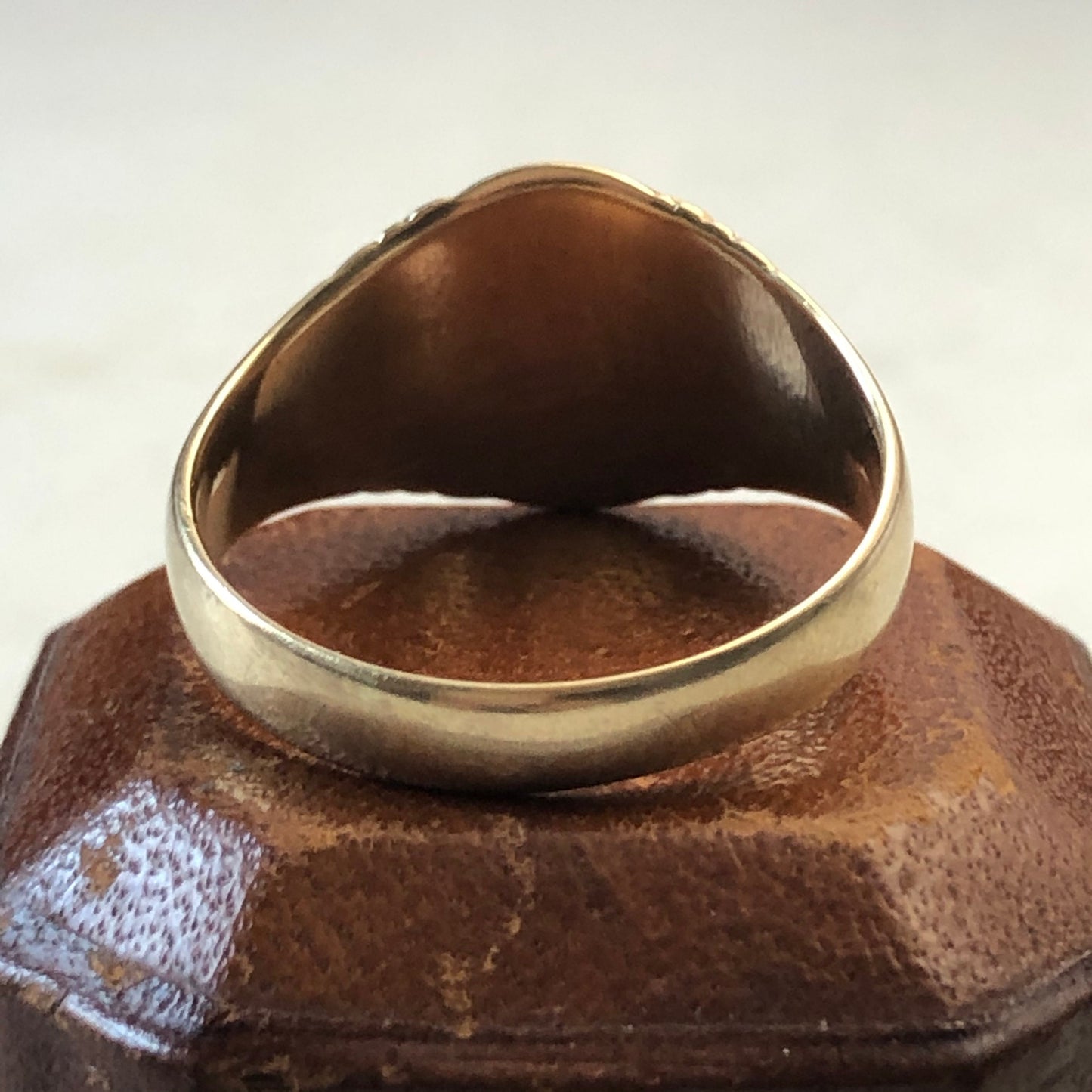 Art Deco Heavy 10k Yellow Gold 'L E N' Signet Ring