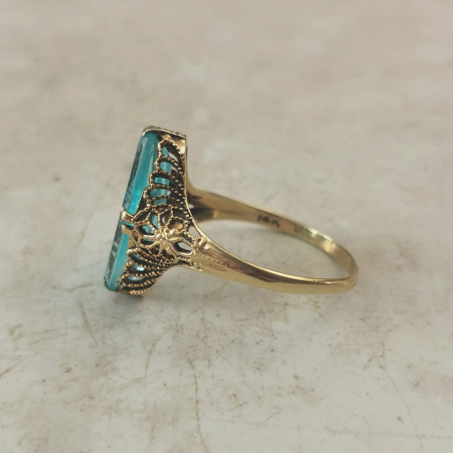 Art Deco Filigree 14k Yellow Gold Blue Paste Ring