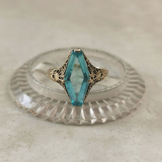 Art Deco Filigree 14k Yellow Gold Blue Paste Ring