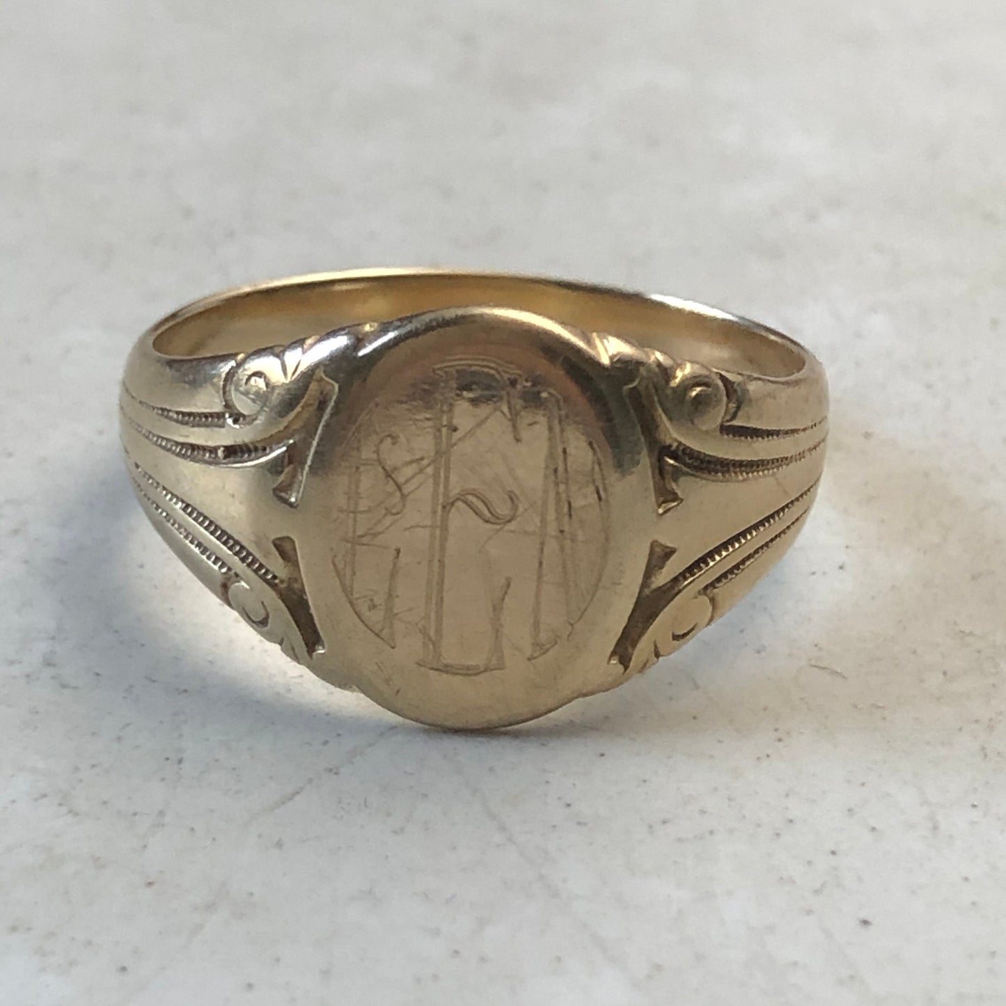 Art Deco Heavy 10k Yellow Gold 'L E N' Signet Ring