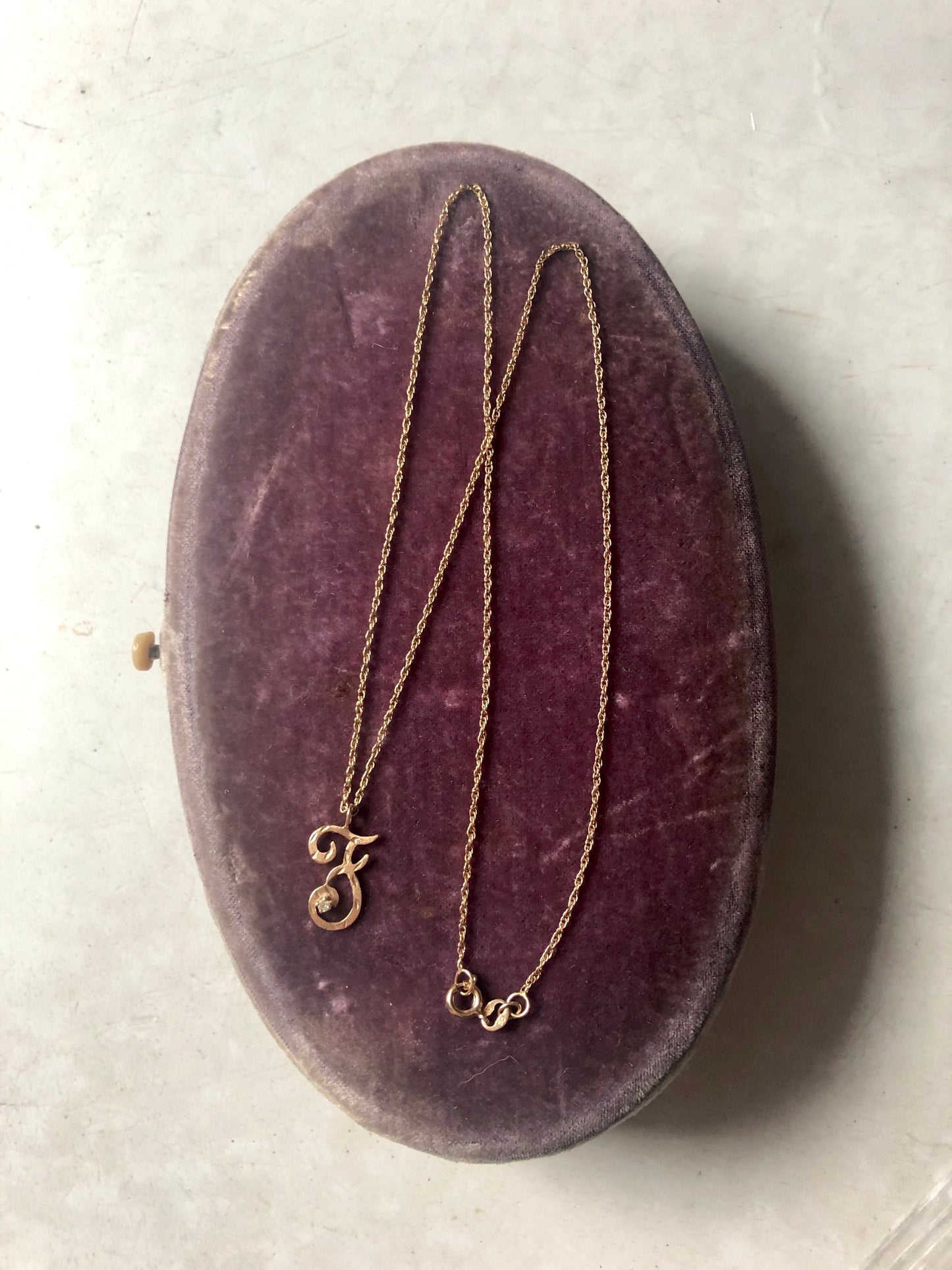 Vintage 10k Yellow Gold Initial 'F' Diamond Pendant Necklace
