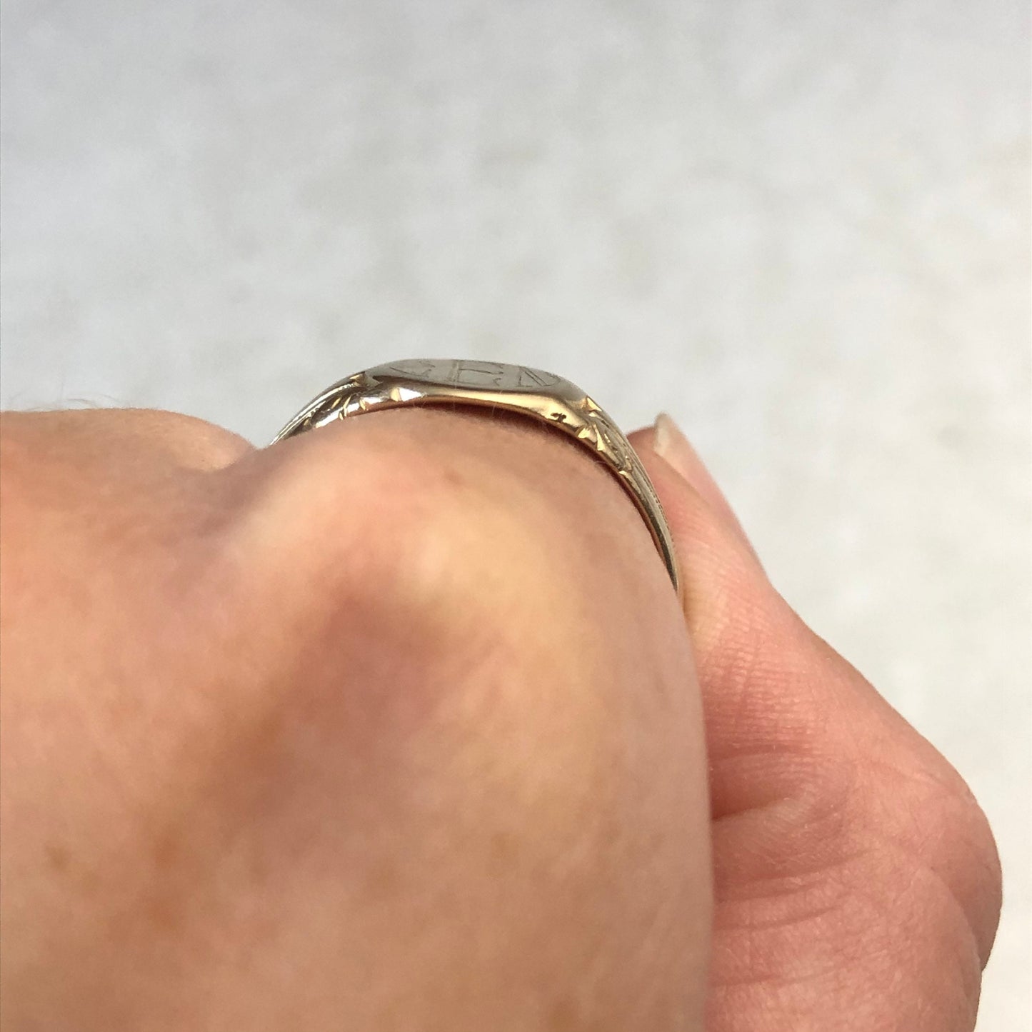 Art Deco Heavy 10k Yellow Gold 'L E N' Signet Ring