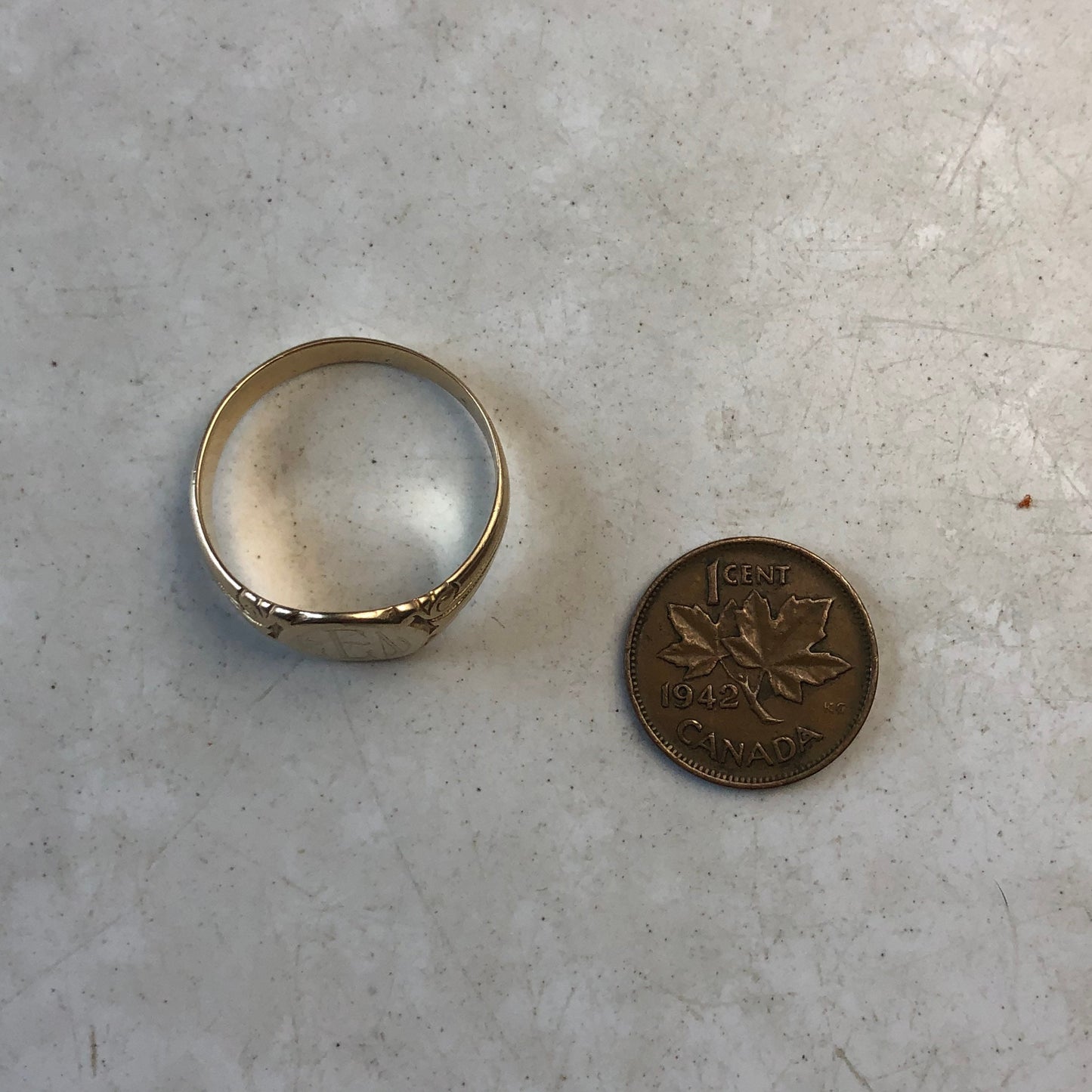 Art Deco Heavy 10k Yellow Gold 'L E N' Signet Ring